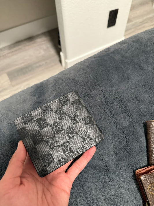 Designer LV Bifold Men Wallet Textured Black ( Made in Italy) - Hutch